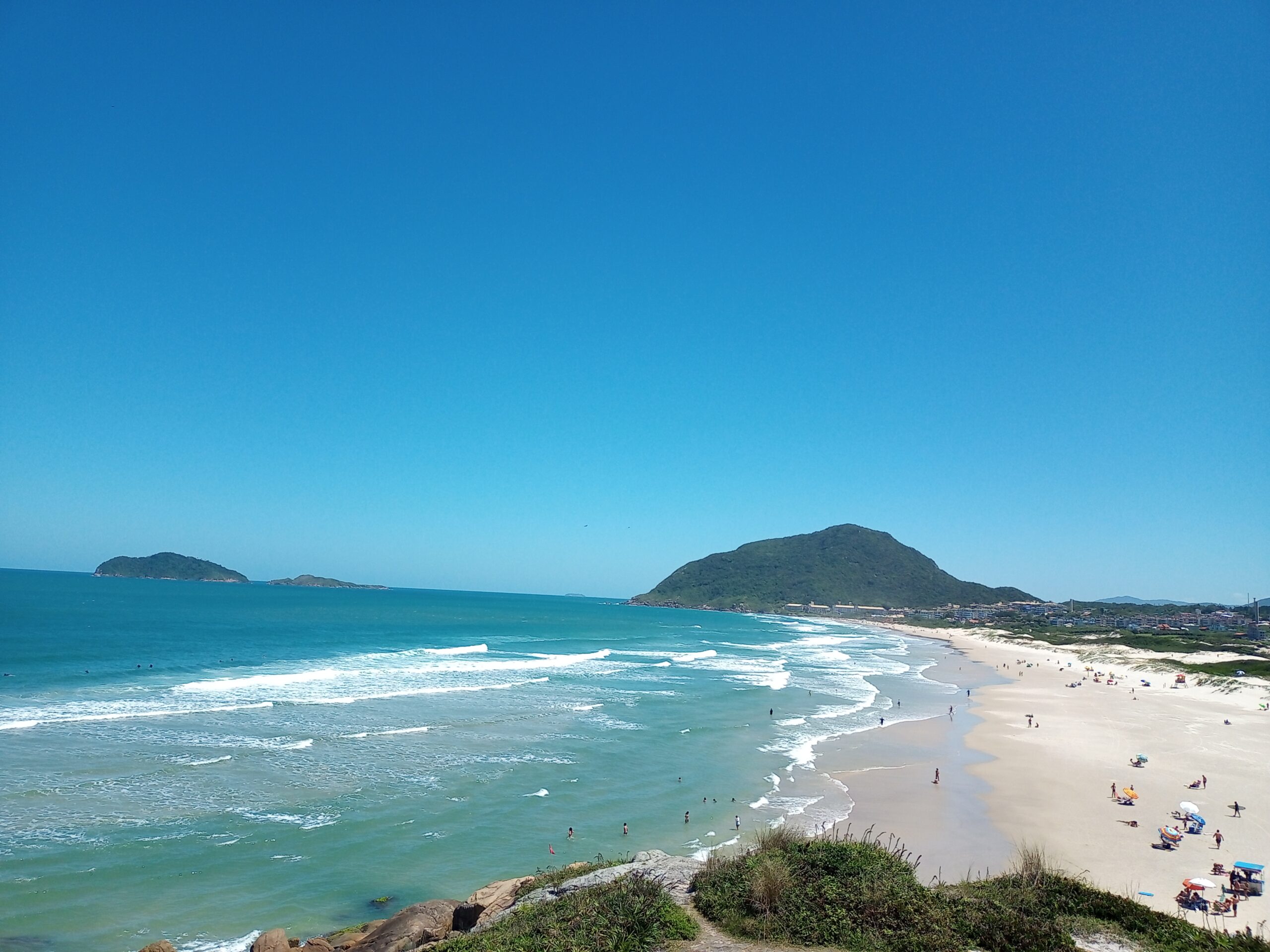 Vista da Praia do Santinho em Florianópolis