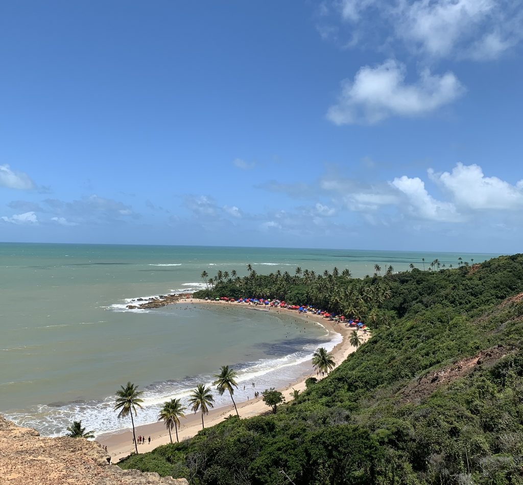 Como é a Praia de Coqueirinho, na Paraíba?